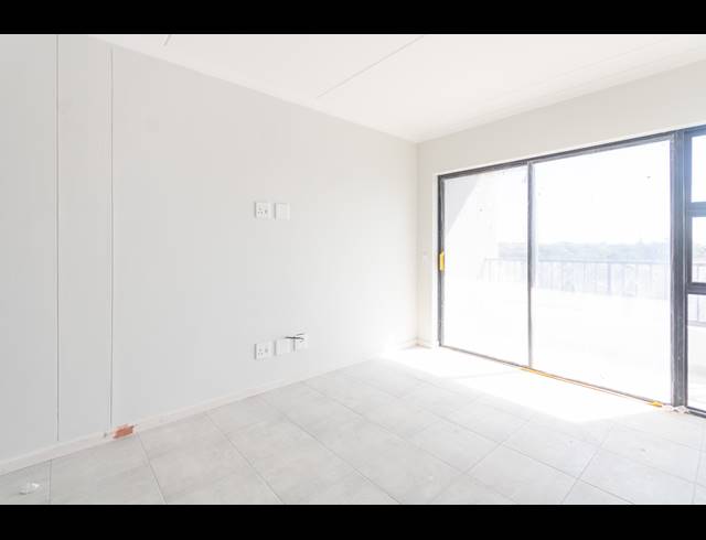 2 BEDROOM APARTMENT FOR SALE IN TABLE VIEW